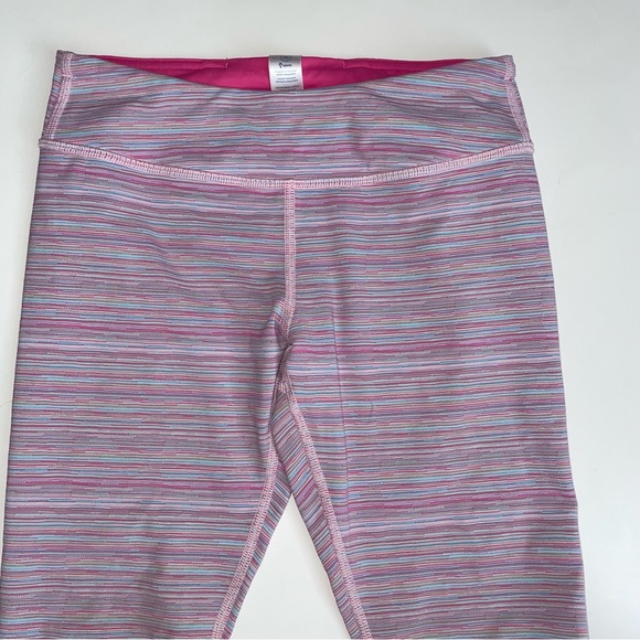Ivivva Pink Stripe Crops - Picture 4 of 5